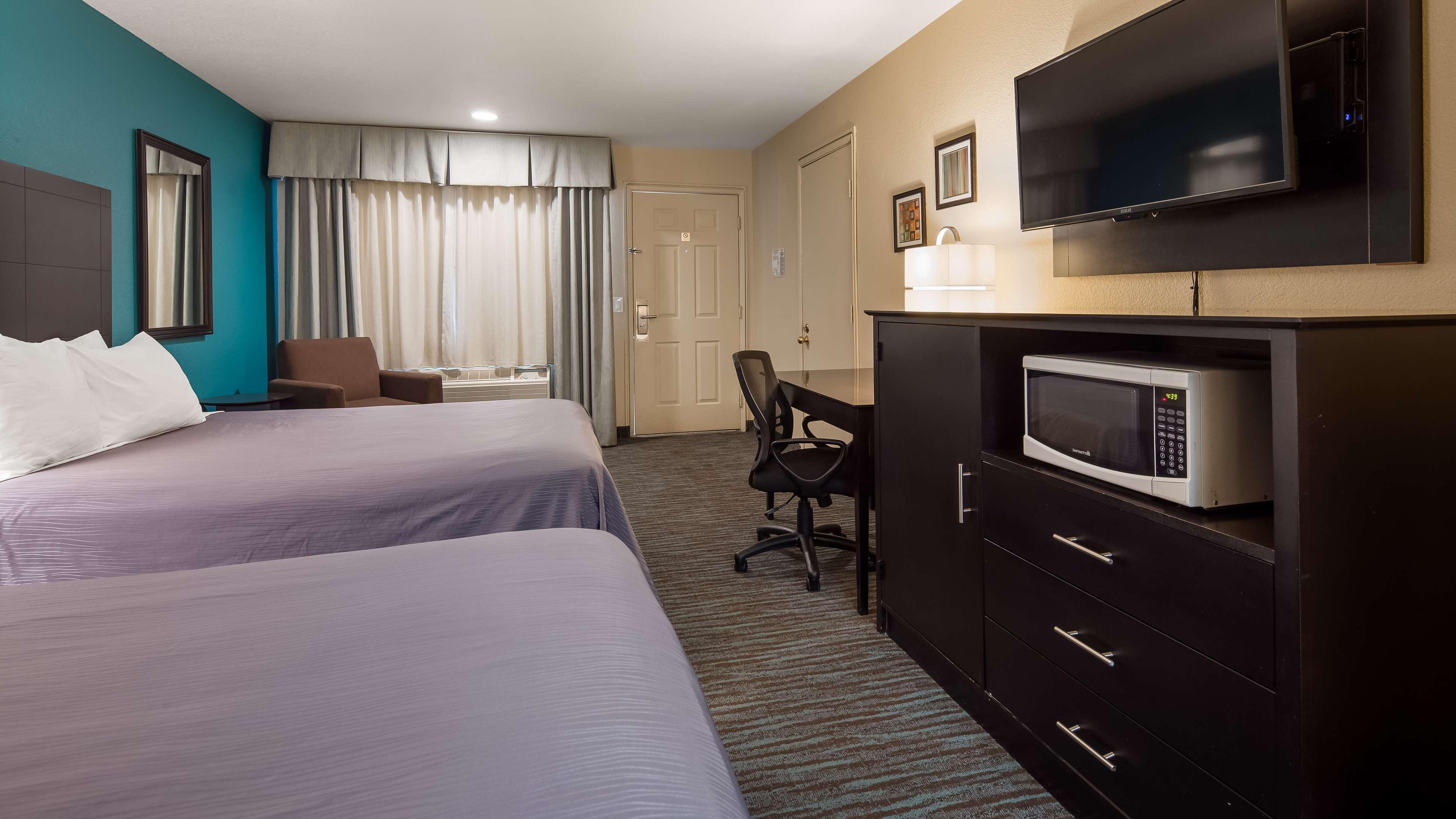 Best Western Apricot Inn Chaney Ranch Екстер'єр фото